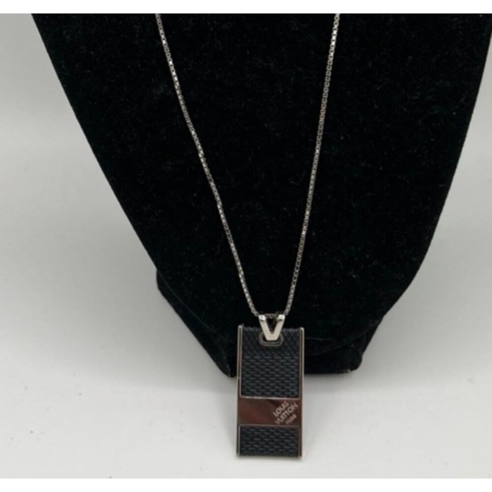 Louis Vuitton Black and Silver Pendant Necklace - Picture 6 of 6